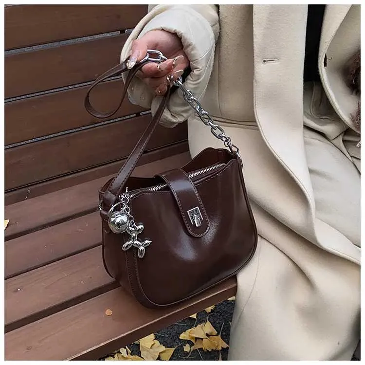 Borsa a secchiello Bury da donna, solida, alla moda, in pelle PU, con tracolla, versatile, per il tempo libero, con catena, semicerchio_voghion.com