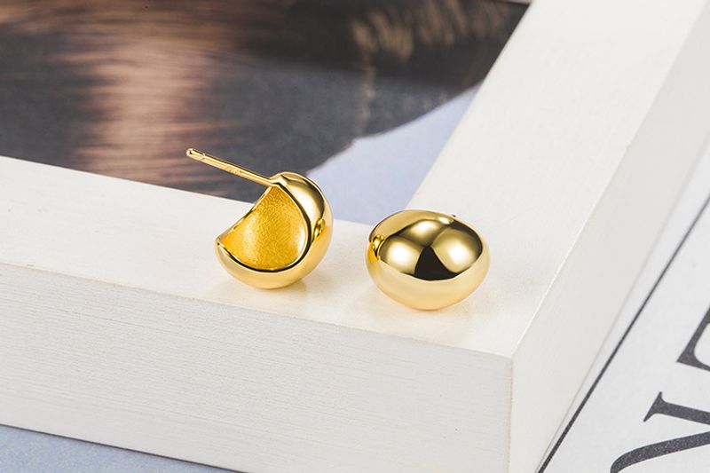 Cold style high end geometric water drop glossy bean sier needle earrings_voghion.com