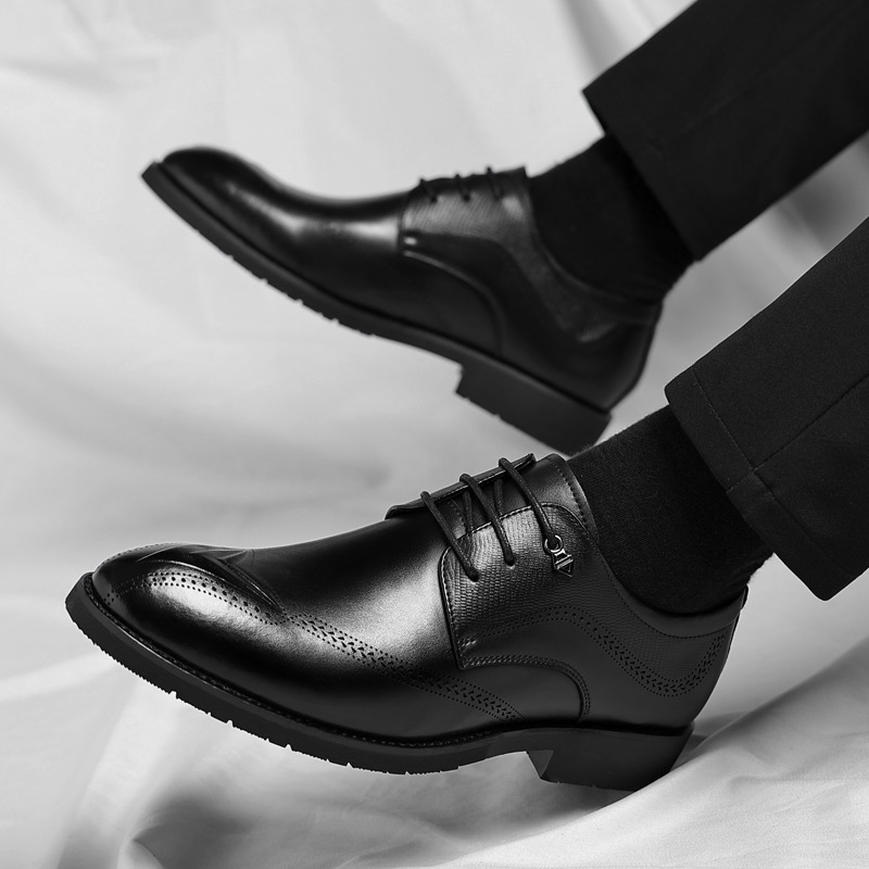 Euro Step Leather Spring New Brogue Business Trendy Men’s British Style Pointed Toe Formal Shoes
