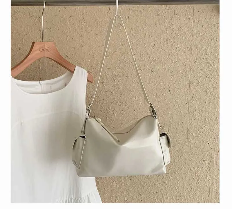 Women's Large Capacity Leather Shoulder Bag For Daily Commute_voghion.com