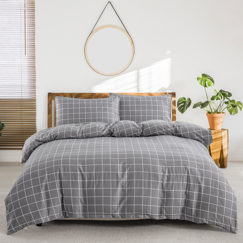 Gray Plaid Striped Quilt Cover Duvet Cover Classic Bedding Three Piece Set In Soft Polyester – Milled Velvet Texture