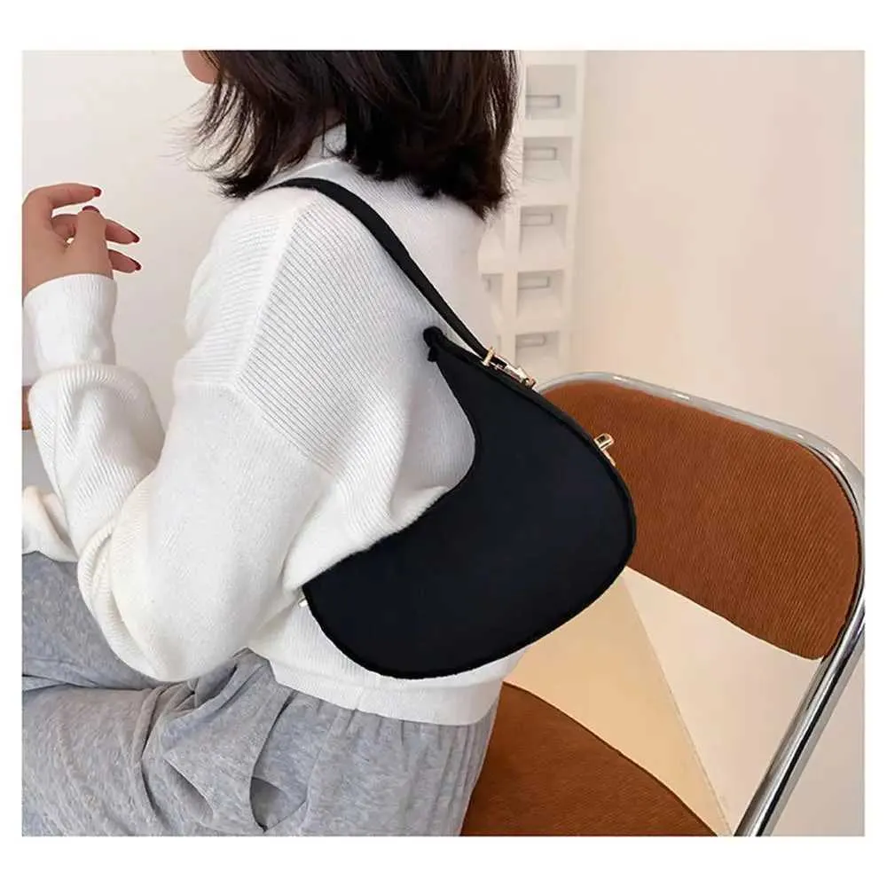 2024 New Alligator Pattern Shoulder Womens Small Handle Lower Arm Clutch Crescent Saddle Handbag Garbage Bag Y241123_voghion.com