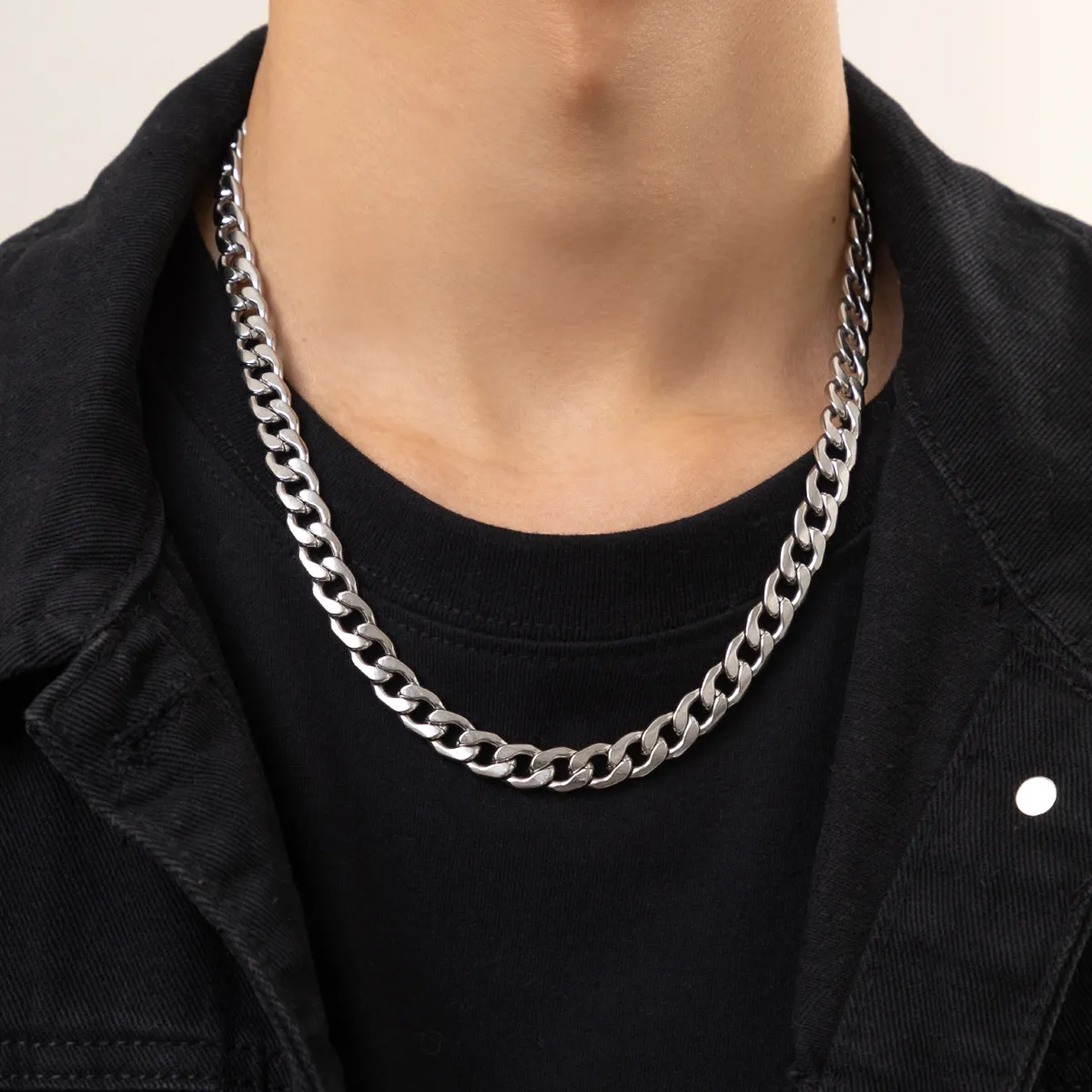 Collane con ciondolo a strati con catena spessa con lucchetto in strass Collana da uomo alla moda in acciaio inossidabile spesso Choker 2023_voghion.com