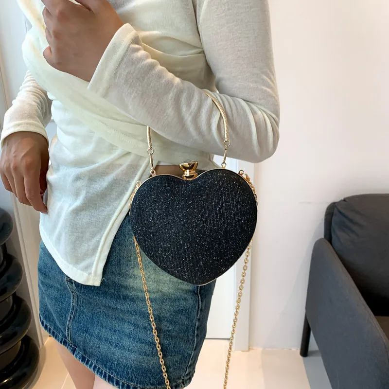 Pochette da sera Borsa da donna lucida Pochette in metallo a forma di cuore Borsa a tracolla con catena di moda Borsa da donna_voghion.com