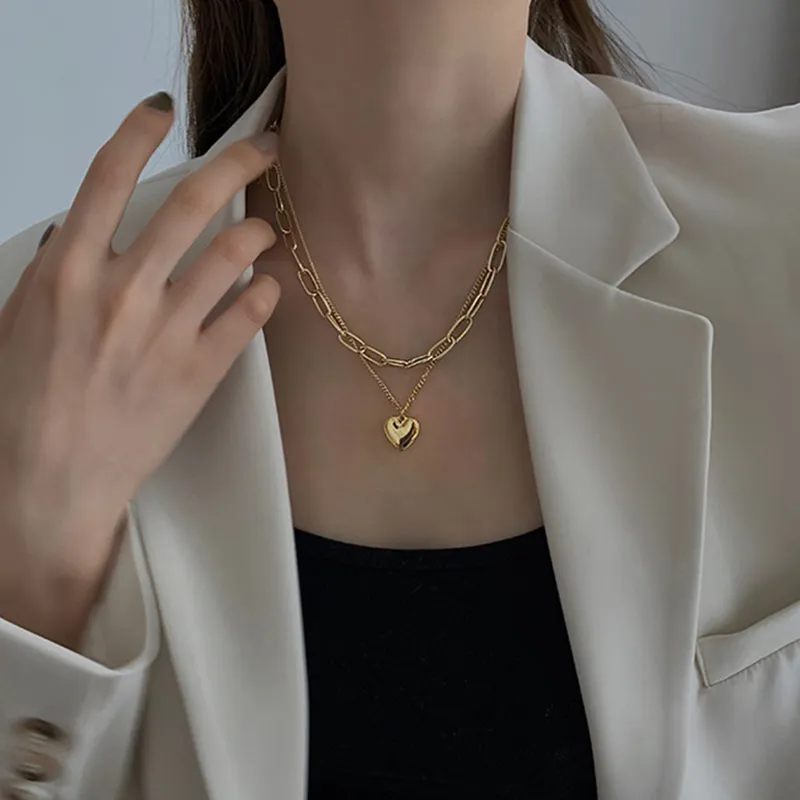 Colliers pendentifs Collier couleur or Chaîne de pull hip-hop Amour Long multicouche pour femmes Bijoux de mode Pendentif_voghion.com