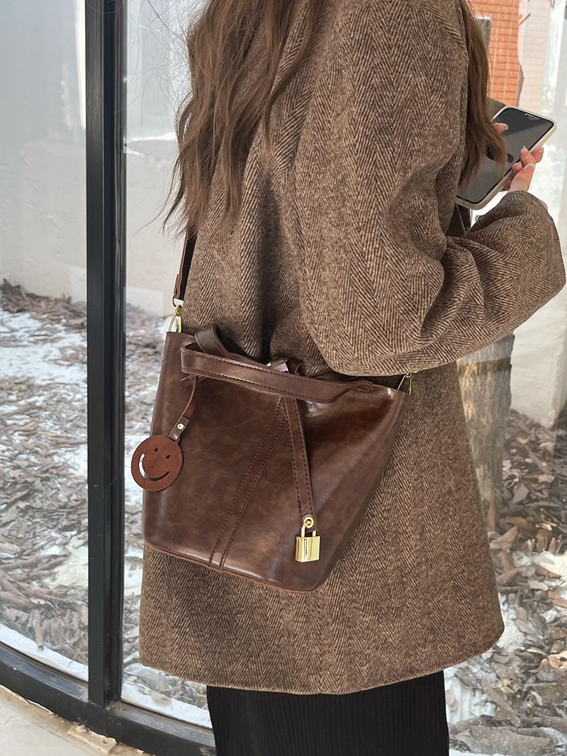 Maillard Retro-Handtasche aus Gemüsekorb für Damen im Herbst und Winter 2024, neue trendige Mode-Beuteltasche,_voghion.com