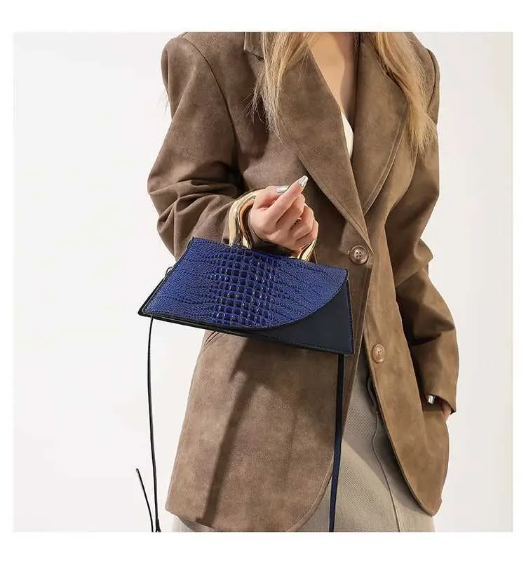 Solid Alligator Pattern Shoulder Bag For Women Designer Style_voghion.com