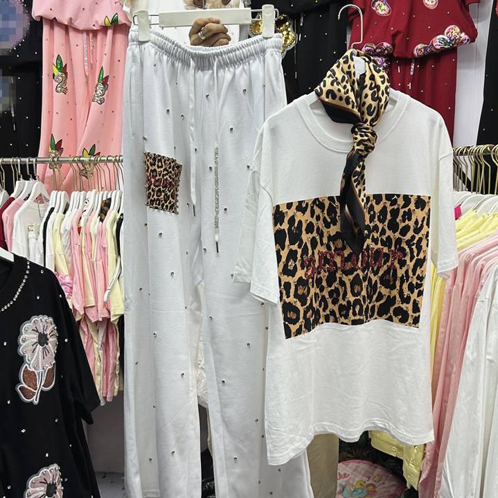 Women's Rhinestone Studded Leopard Print Patchwork Two Piece Set Street Style Loose Short Sleeve T-Shirt With Elastic Waist Wide Leg Trousers_voghion.com