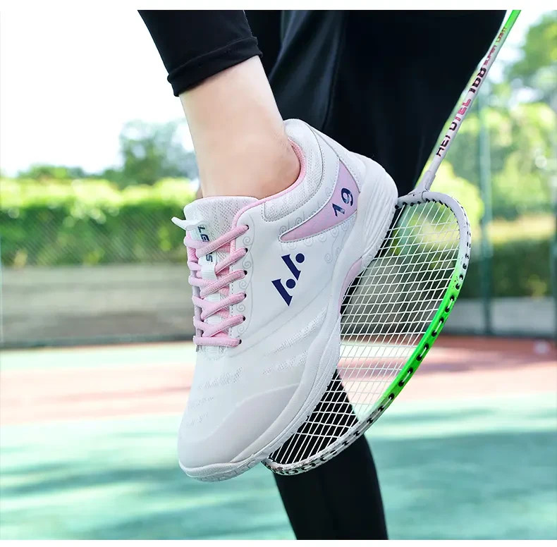 Professional badminton shoes mesh breathable training shoes non-slip shock-absorbing wear sports shoes_voghion.com