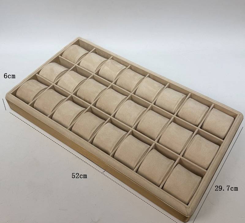 Ekskluzywna gablota na zegarki z 24 przegródkami, aksamitną wyściółką i metalową ramą – organizer na biżuterię do zegarków i bransoletek_voghion.com