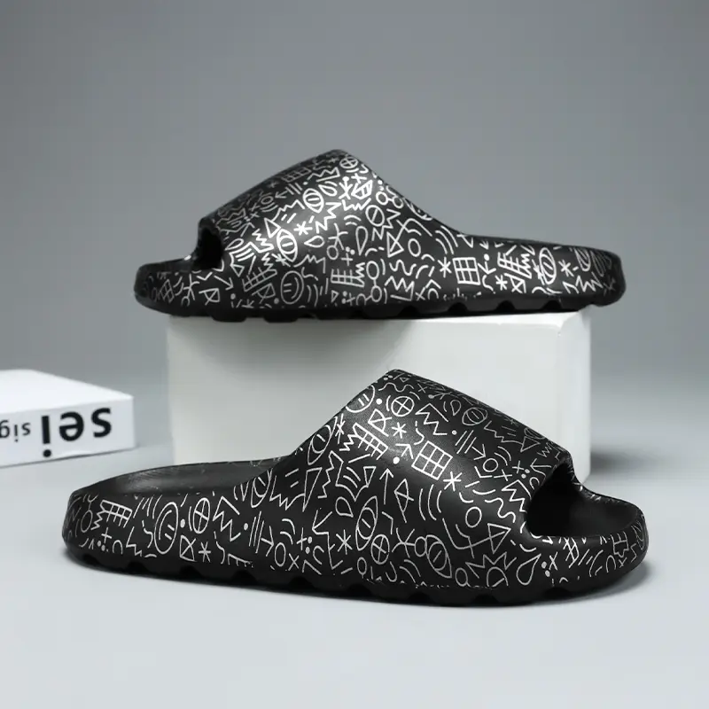 Pantoufles homme confortables pour la maison et la plage_voghion.com