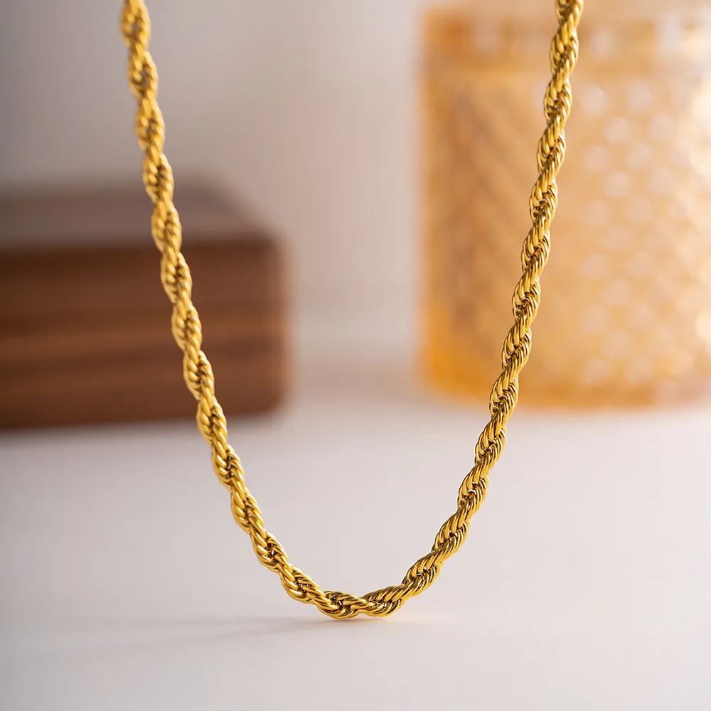 Gold Plated Rope Chain Necklace Versatile Unisex Fashion Accessory_voghion.com