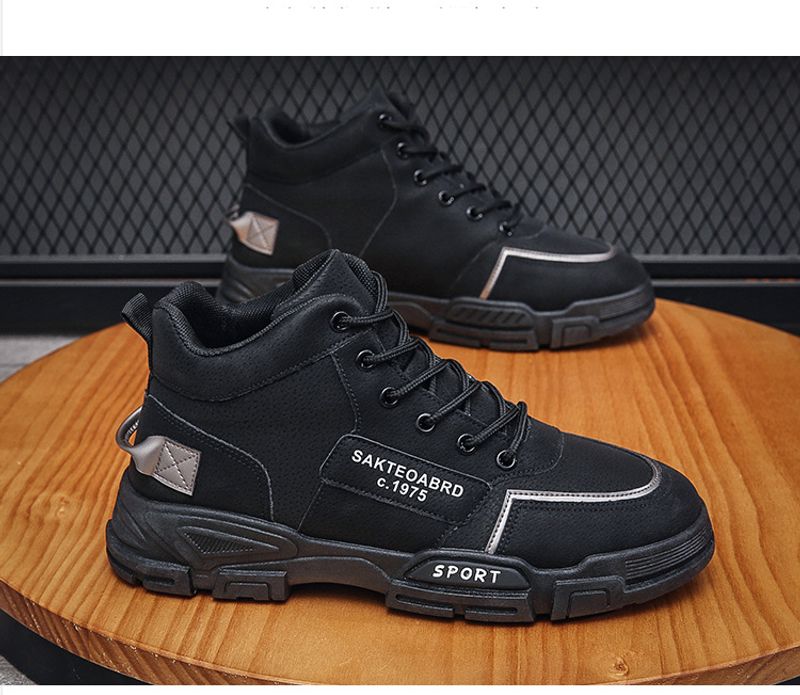 2024 Automne High Martin Édition Coréenne Vêtements de Travail Polyvalents Mi-hauts Courts Chaussures Tendance Bottes pour Hommes_voghion.com