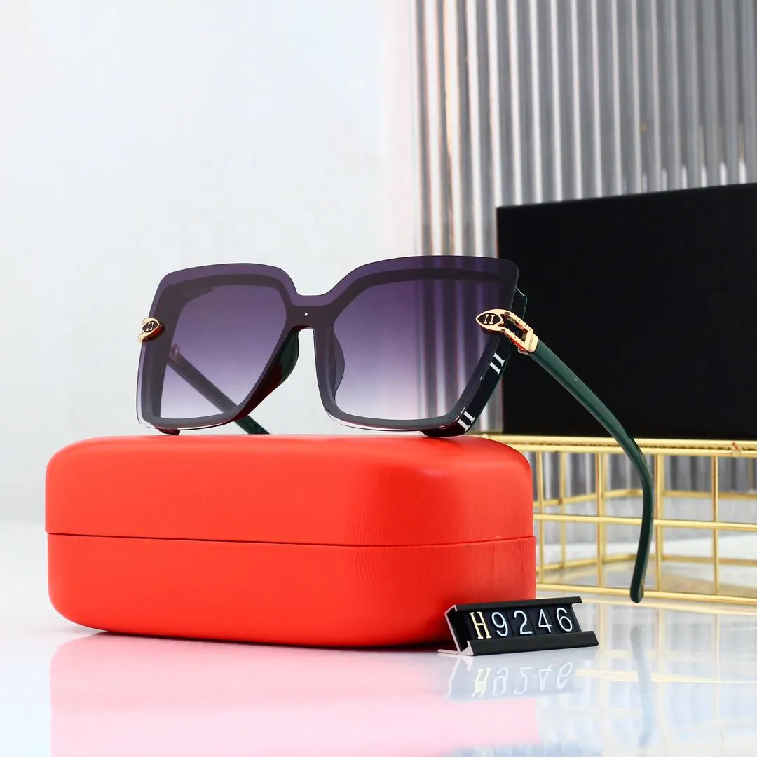 Designer Channel Cycle Lussuoso Moda Donna Uomo Occhiali da sole Diamond Square Parasole Crystal Shape Sun Pacchetto completo_voghion.com