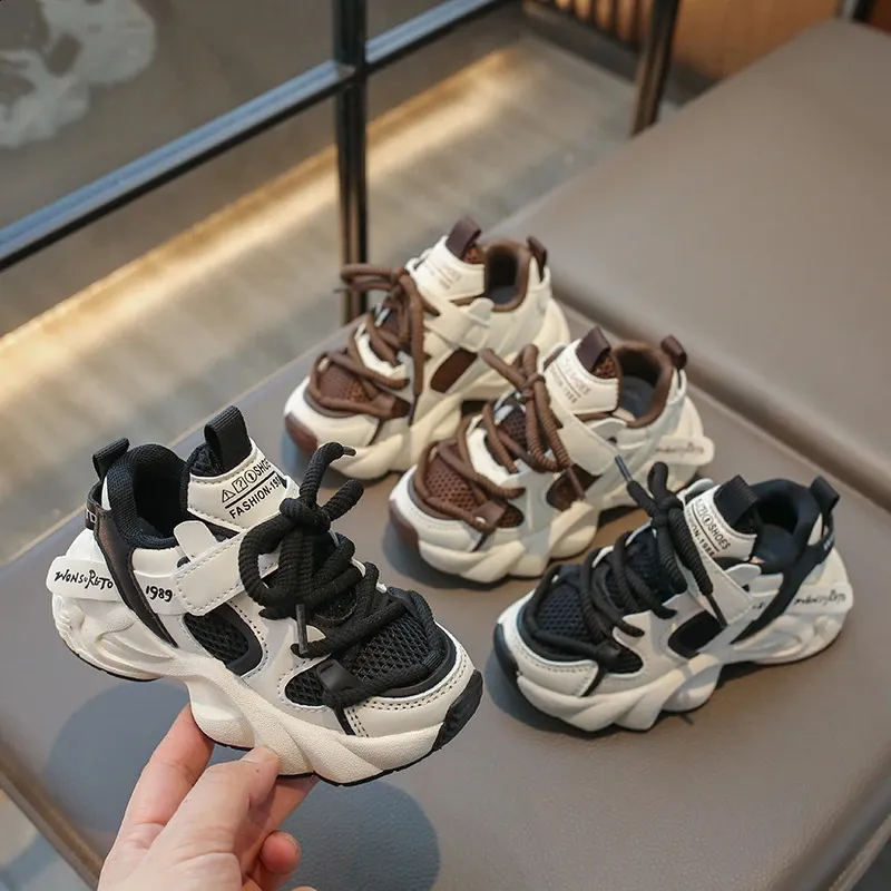 Childrens air mesh childrens casual sports color matching lace breathable boys and girls running shoes anti slip 240912_voghion.com
