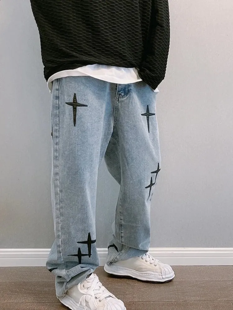Drucke Herren Street Kleidung Tasche Weite Bein Jeans Koreanische Mode Kleid Gerade Beiläufige Lose Cowboy Cargo Hose 240911_voghion.com