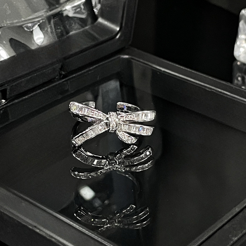 High end Light Luxury Full Diamond Zircon Bow Sweet Cool Open Female Instagram Cold Elegant Elegance Small and Popular_voghion.com