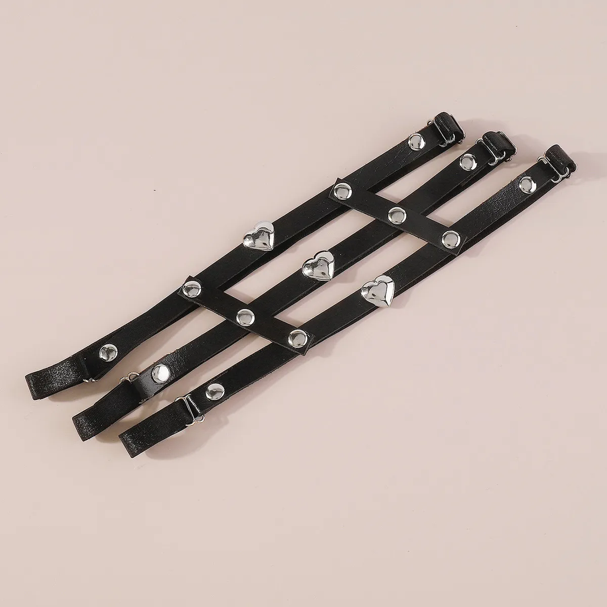 Fußkettchen 2023 Sexy Gothic PU-Leder Nieten Beinring Punk Cool Pats Mädchen Pfirsich Herz Oberschenkelkette Weibliche Körperzubehör_voghion.com