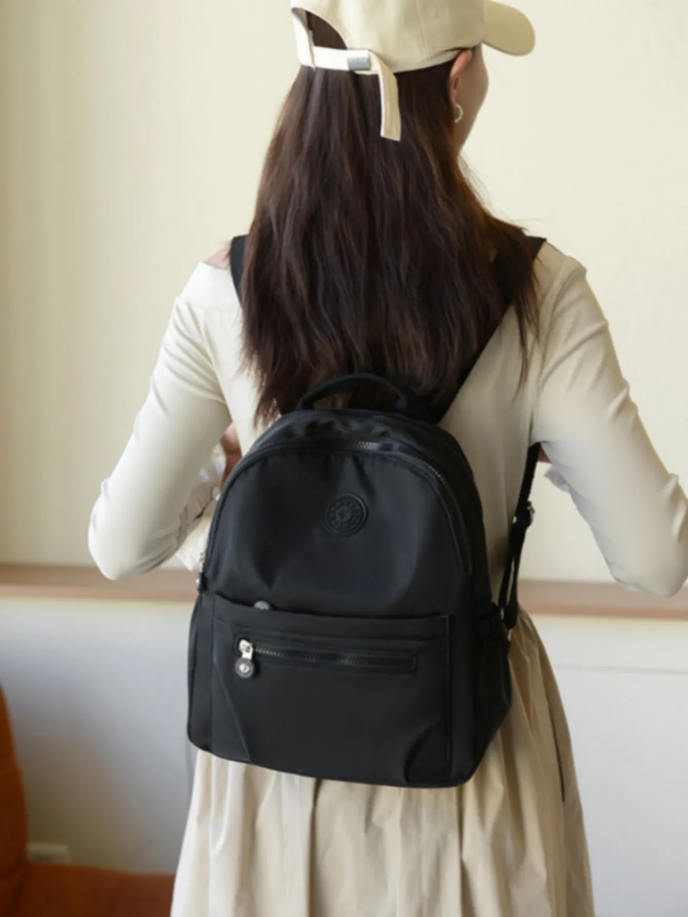 Solid Color Nylon Backpack, Lightweight Travel School Bag, Fashion Daypack For Work,Travel Bag Can Be Hung In Lage_voghion.com