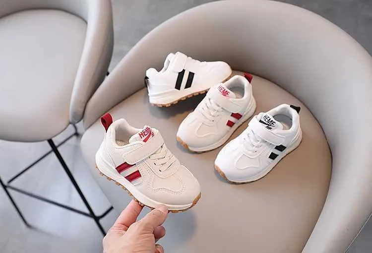 Atletische buitensporten Nieuwe lente- en herfstseizoenen Forrest Gump-schoenen sneakers 1-2 jaar oud Jongens prewalker Vrouwelijk baby_voghion.com