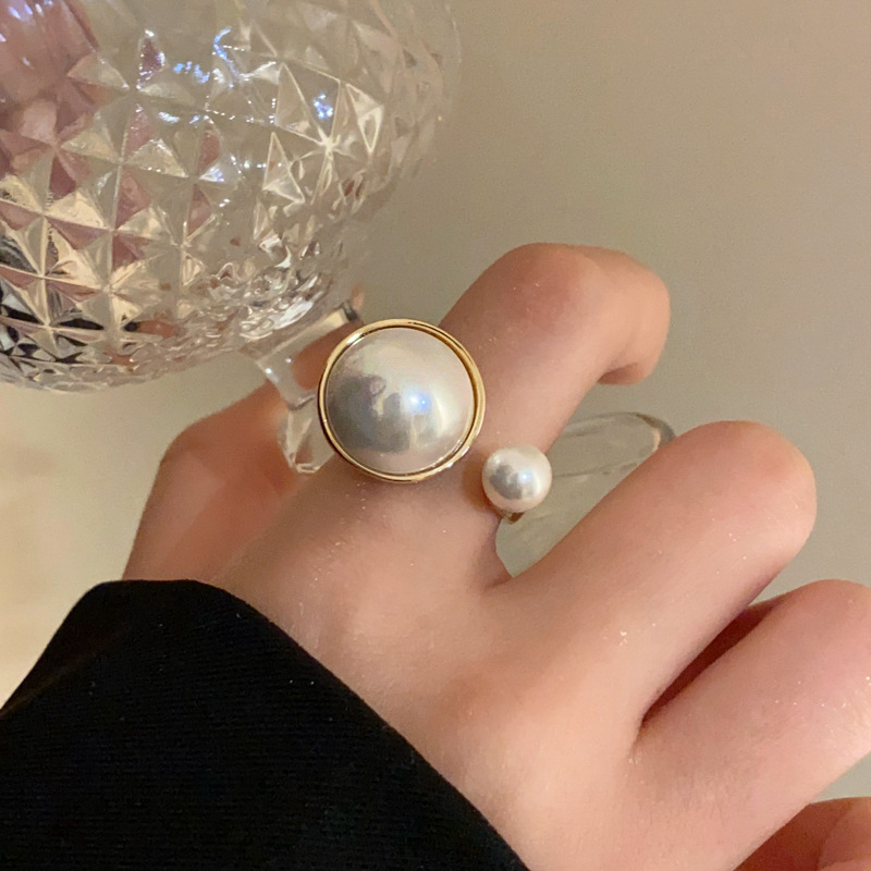 Real Gold Electroplated Zircon Heart Opening from South Korea Irregular Pearl Index Finger Ring Fashion and Elegant_voghion.com