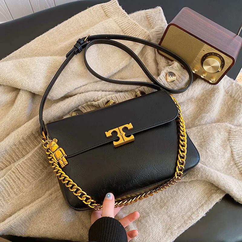 Simple Women's Leather Shoulder Fashion Chain Crossbody Small Square Bag Designer Brand Handbag Ladies Casual Totes_voghion.com