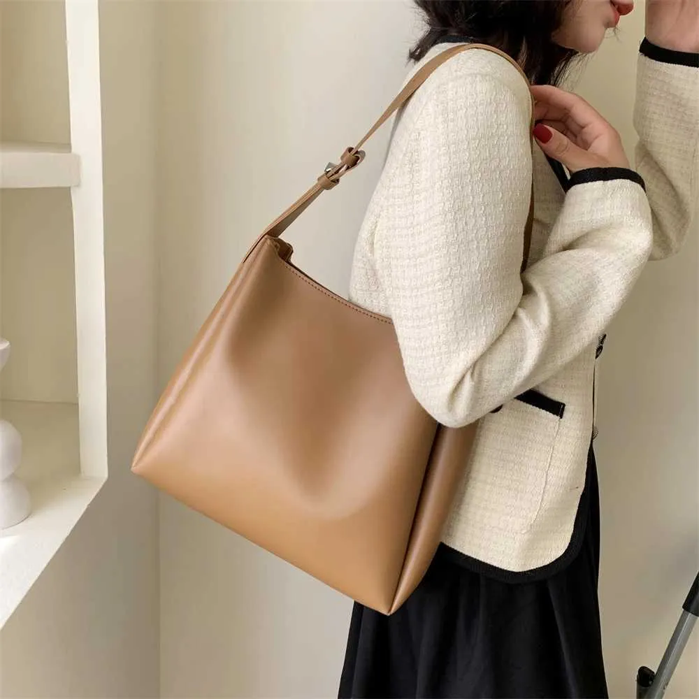 Women's Large Capacity Shoulder Bag And Handbag Set Pu Leather_voghion.com