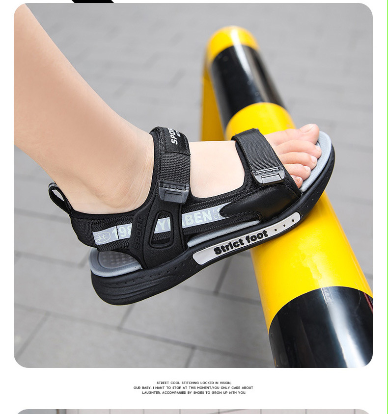 Sandales décontractées d'été pour garçons 2024 New Nightglow : antidérapantes pour grands enfants, anti-odeurs, respirantes et confortables pour enfants_voghion.com