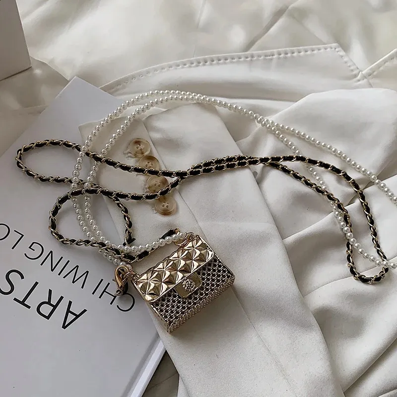 Super Mini Metal Crossbody Bags For Women Fashion Trendy Beading Female Chain Shoulder Handbags 240725_voghion.com