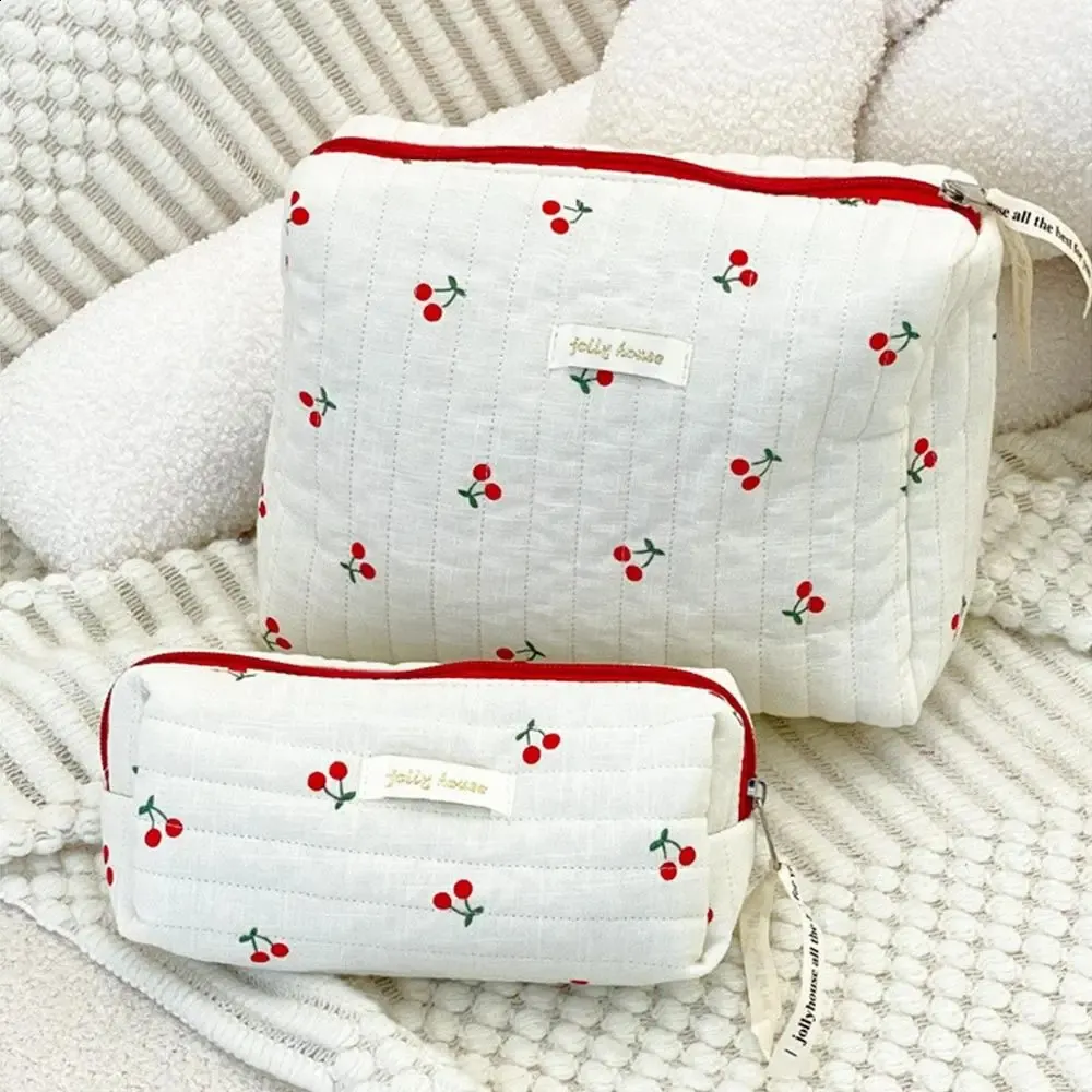 Fashion Women Cosmetic Bag Cherry Travel Makeup Storage Organizer Pouch Pencil Case Tote Handbags 240805_voghion.com