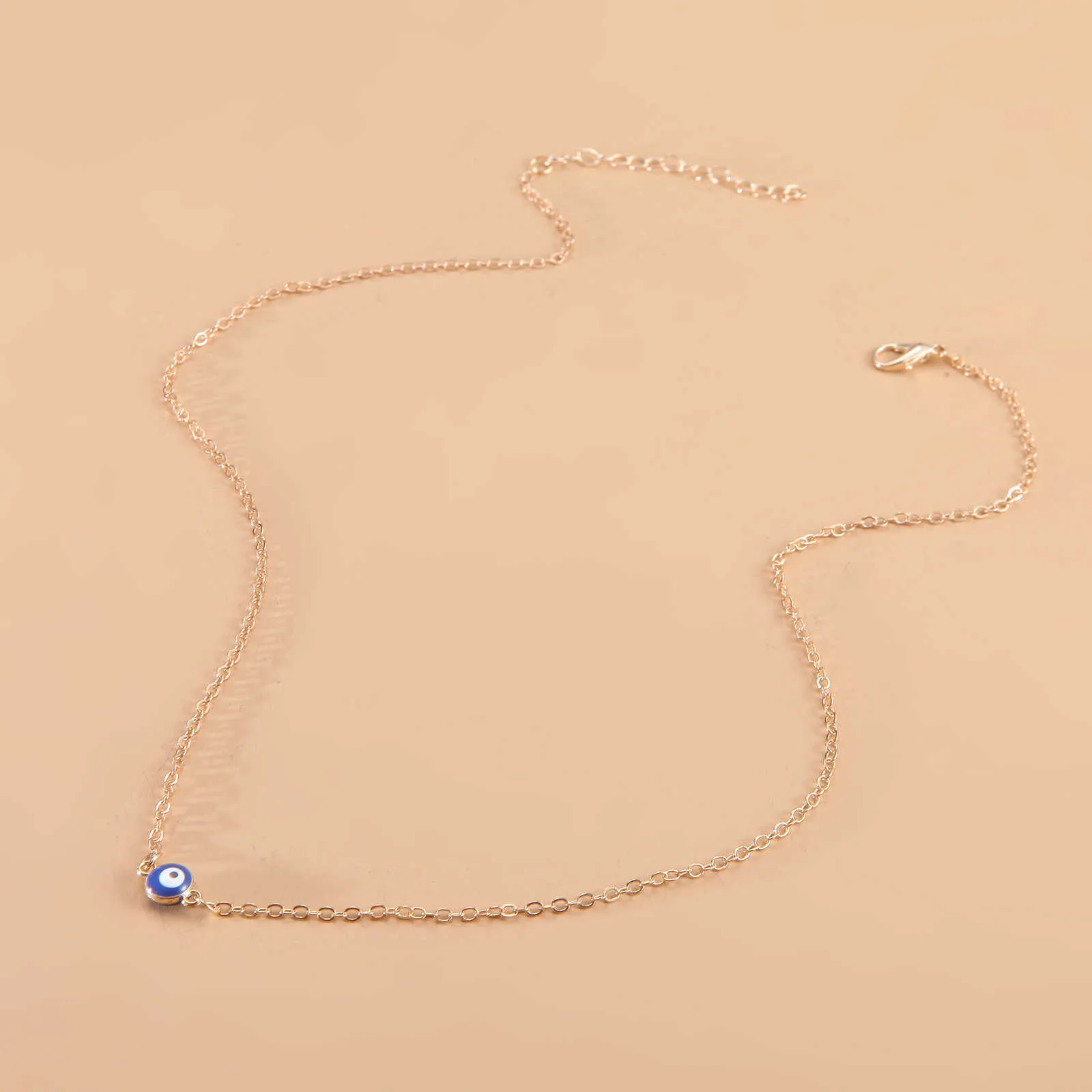 Collana con ciondolo con occhio maligno blu alla moda per le donne_voghion.com