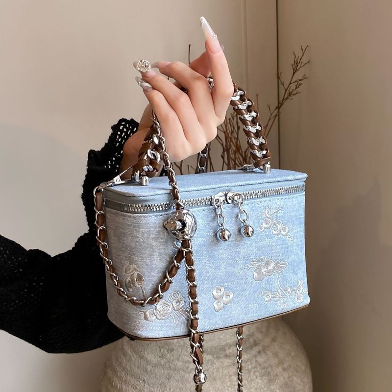 High end denim box for women's 2024 new summer fashion single shoulder crossbody bag chain casual handbag_voghion.com