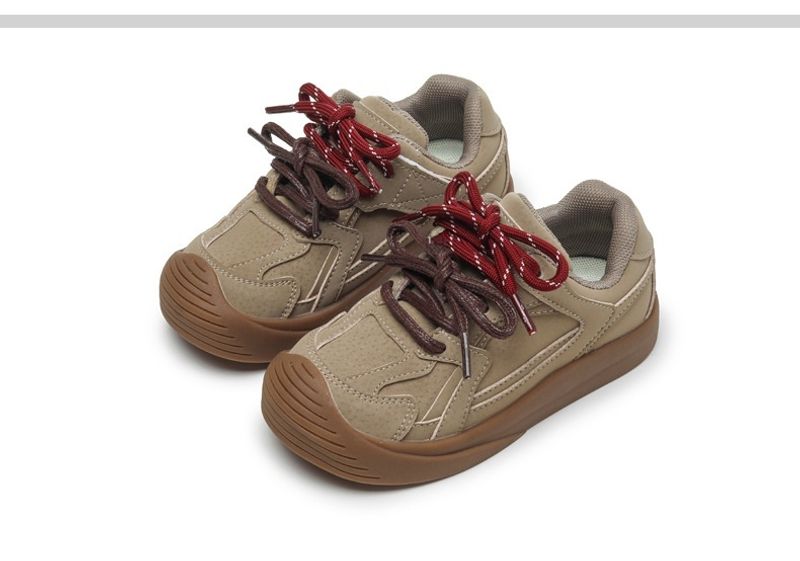 2024 herfst nieuwe kinderen outdoor sport meisjes klittenband zachte zool antislip wandelschoenen, jongens hardloopschoenen_voghion.com