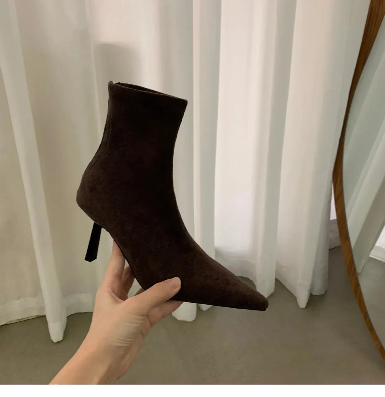 Winter womens mid-heel suede Womens with veet pointed ankle boots fashion boot high heel shoes 240629_voghion.com
