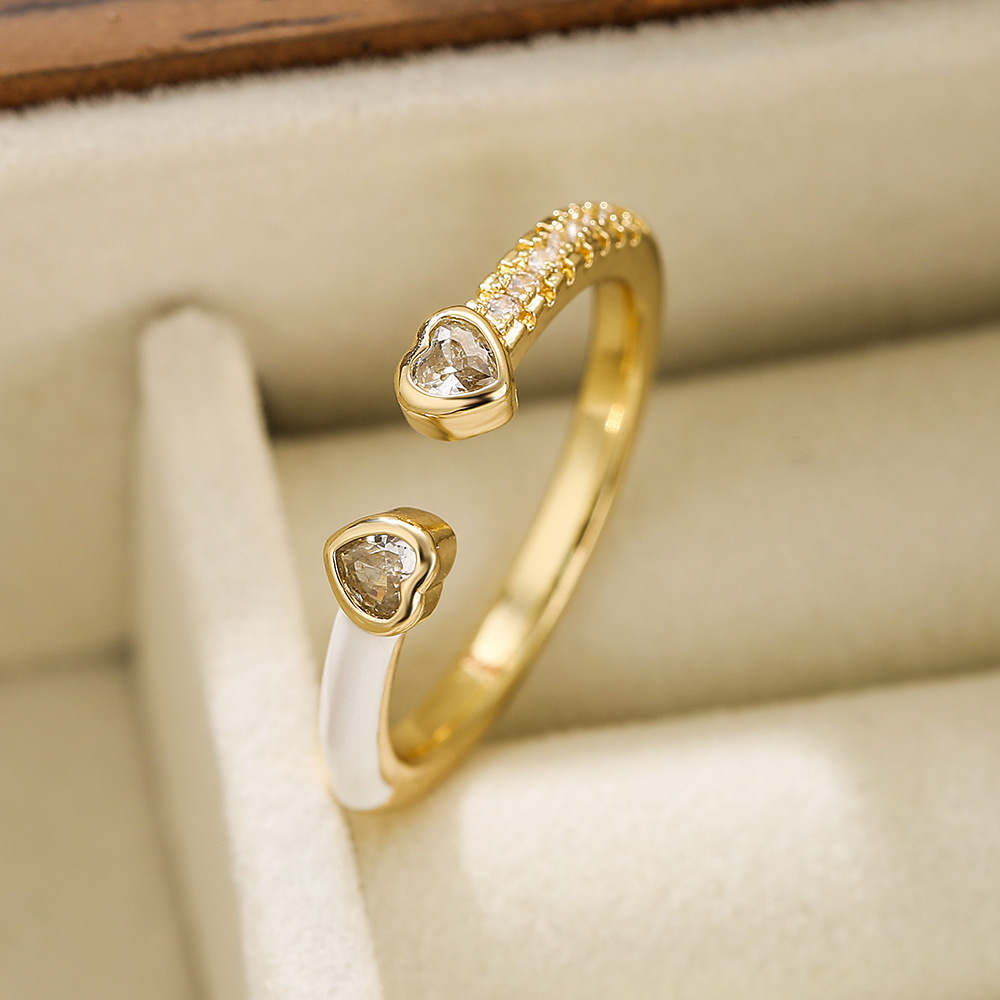 Minimalistischer, Vergoldeter Zirkonia Ring Mit Geometrischer Form_voghion.com
