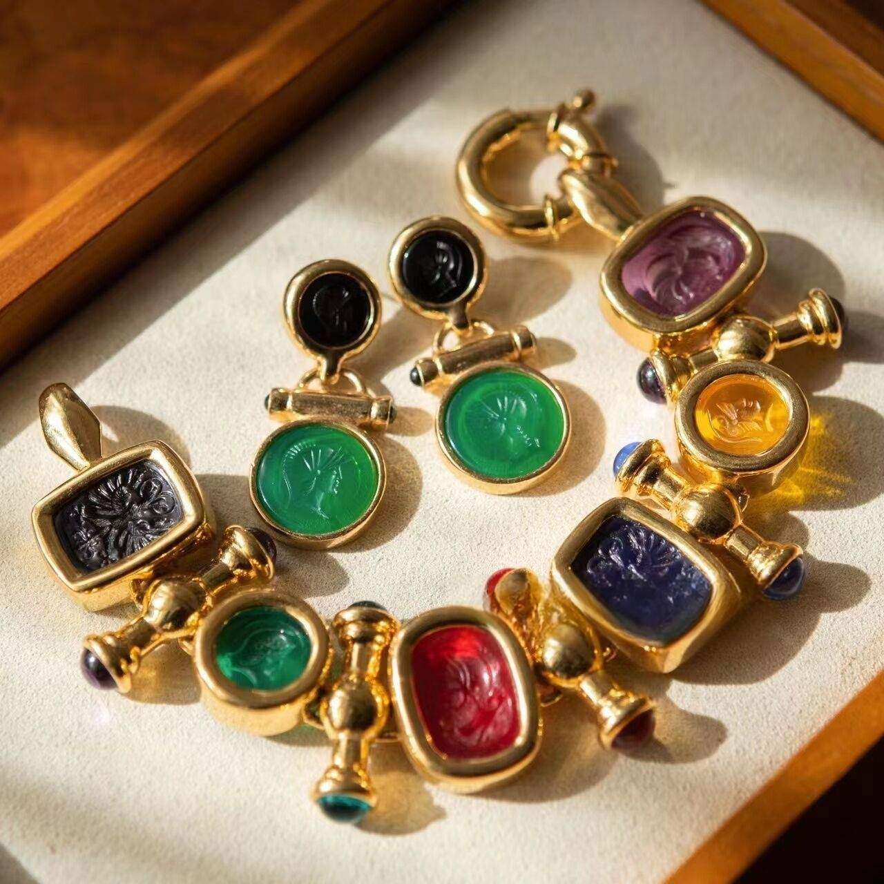 Cameo Enamel Gorgeous Bracelet Plated Old Craft Jewelry