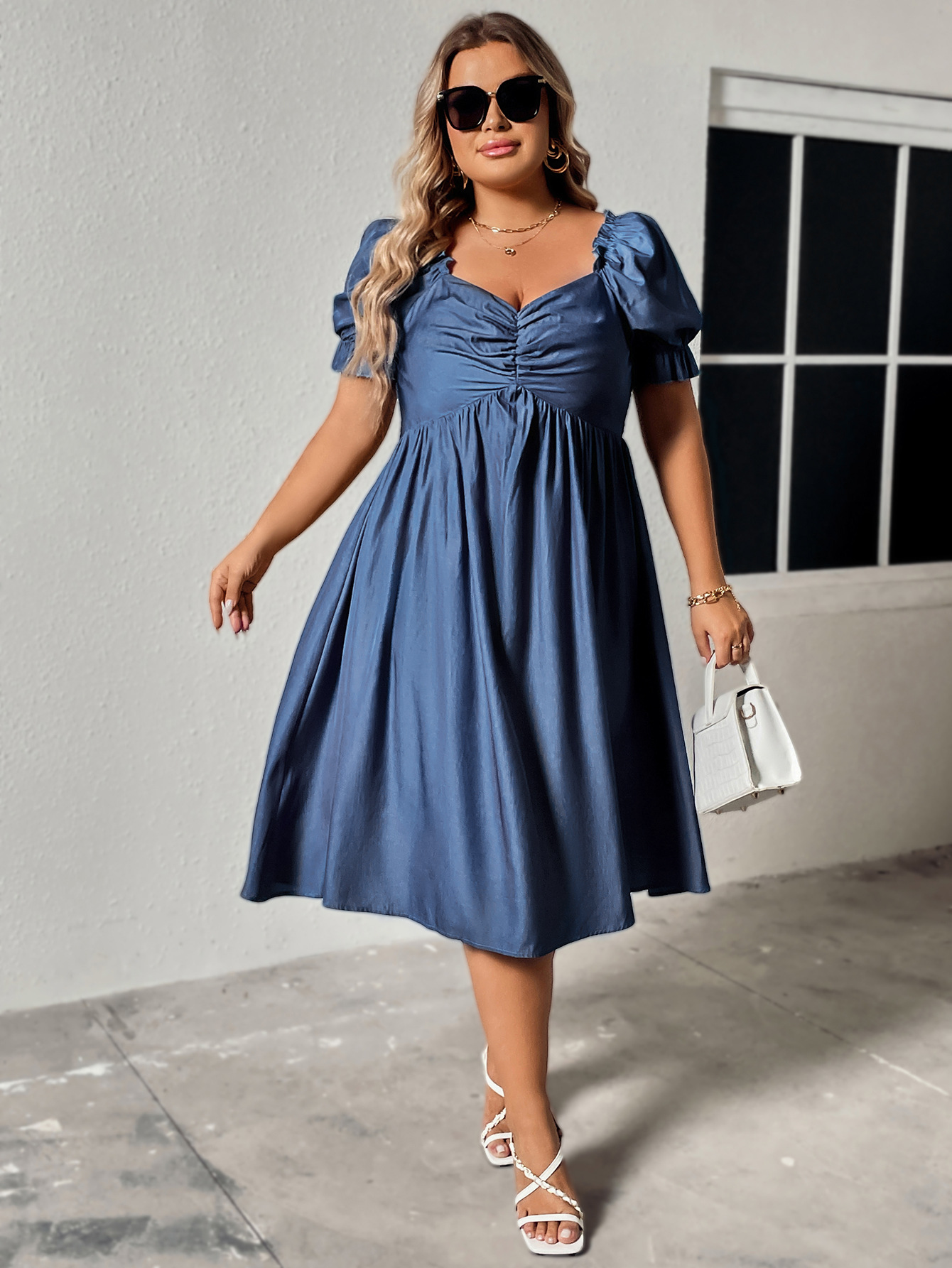 Damen Plus Size Damen Sommer Temperament High-End Quadrat Kragen Taille schlankes Kleid_voghion.com