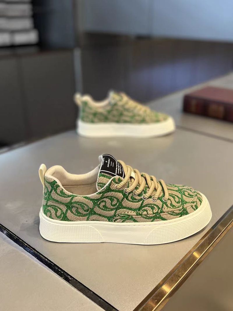 Neue atmungsaktive Tuch lässig Trendy vielseitige Turnschuhe Gewebte Canvasschuhe_voghion.com