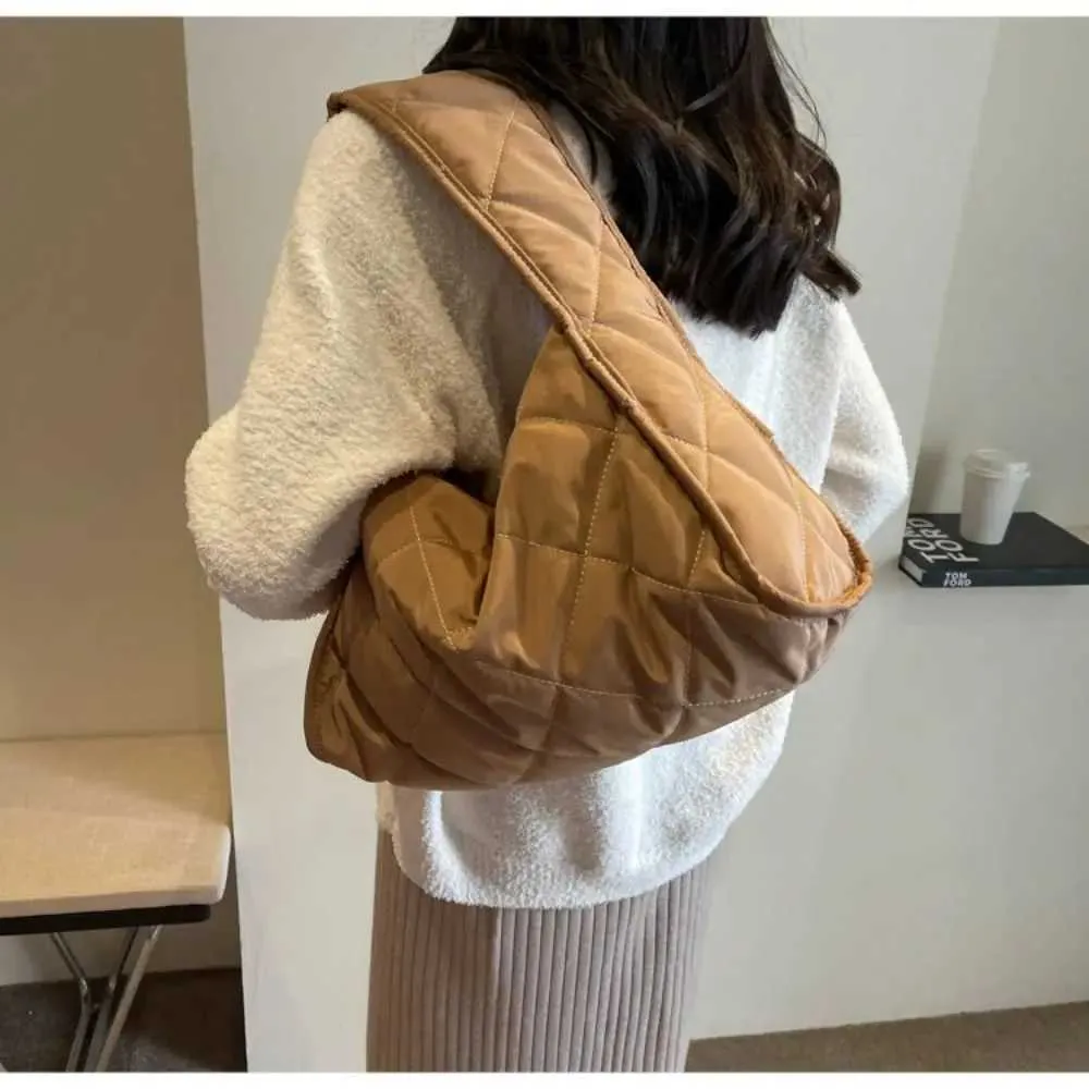 Bolso de hombro acolchado para mujer bolso puff de moda chic_voghion.com