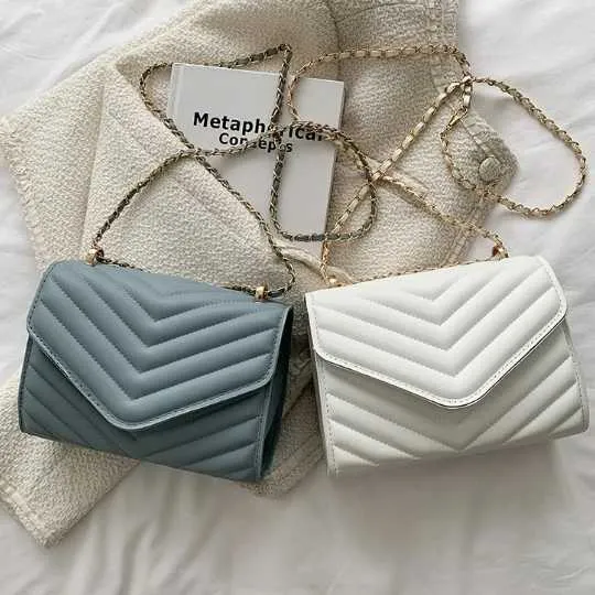 Retro Style Women's Small Crossbody Bag And Shoulder Bag Set_voghion.com