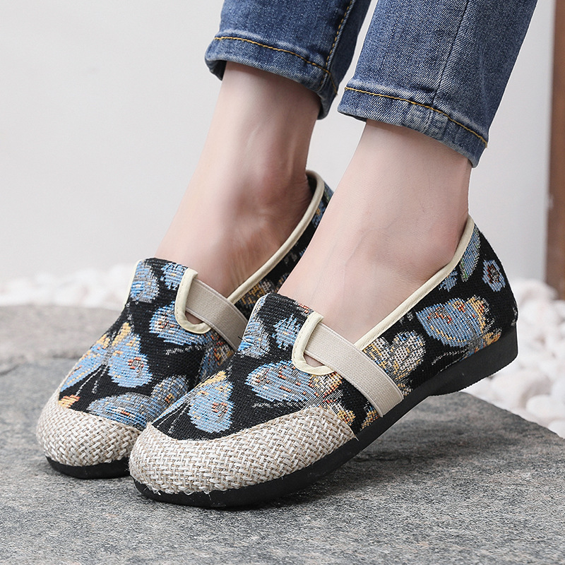 Breathable small fragrant breeze, shallow mouth, lazy person steps on anti slip soft sole, mom's old Beijing cloth_voghion.com