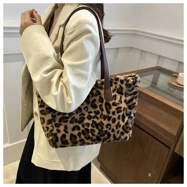 Sacs à main vintage à imprimé léopard pour femme, polyvalents, nouvelle collection hiver, texture pelucheuse, tempérament, généreux_voghion.com