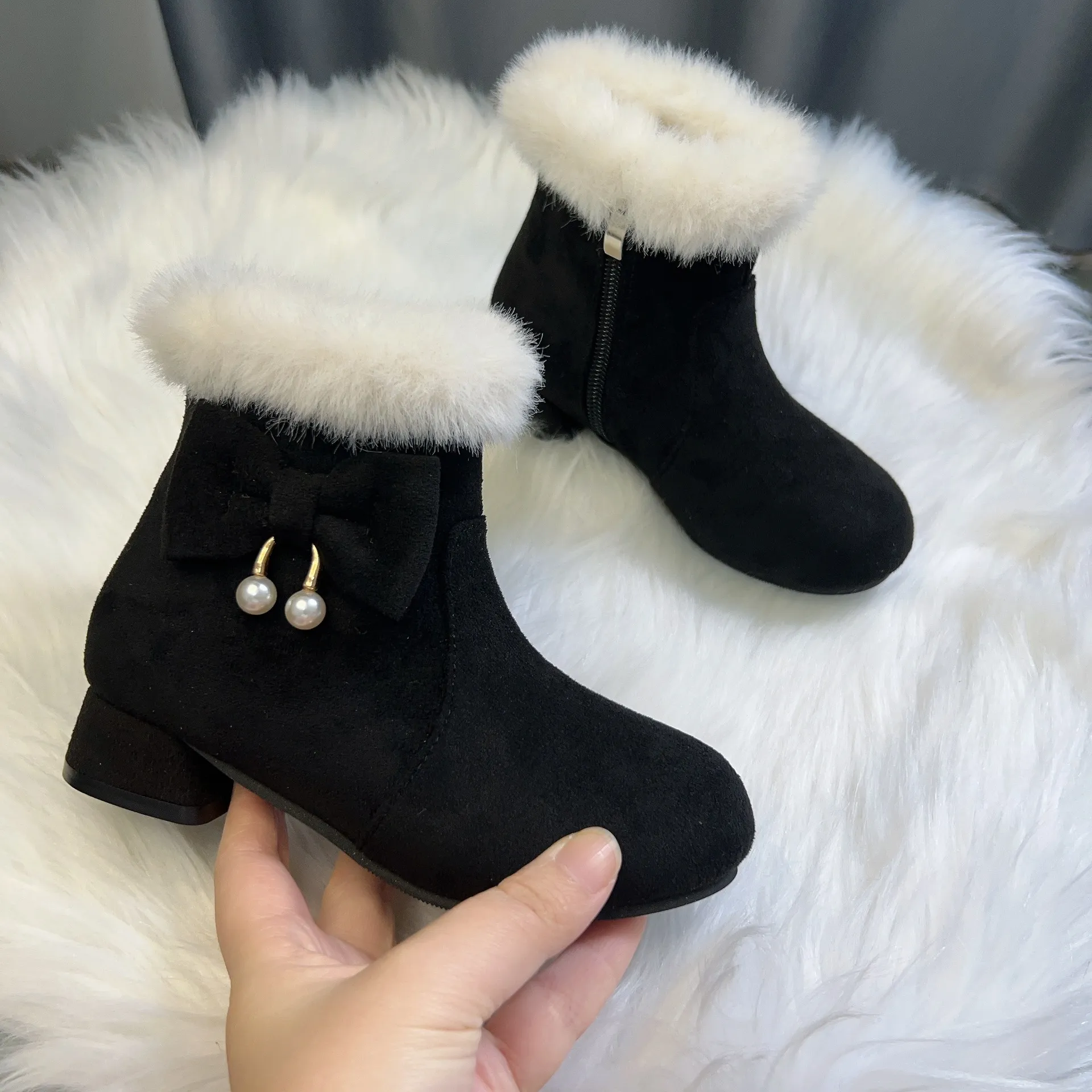 Kinder halten warme Prinzessin Baumwollschuhe Cutefeet für Mädchen Kinder Plus Veet Plüsch Schneestiefel Winterschuh für Mädchen_voghion.com