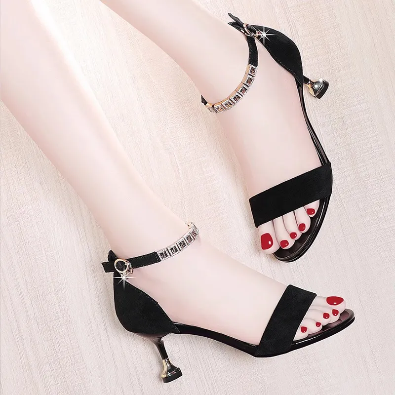 Stiletto Sandalen Heels Komfort Schuhe Für Frauen Alle-Spiel 2024 Sommer Med Mädchen Außerhalb Neue Medium Mode Klar Skandale_voghion.com