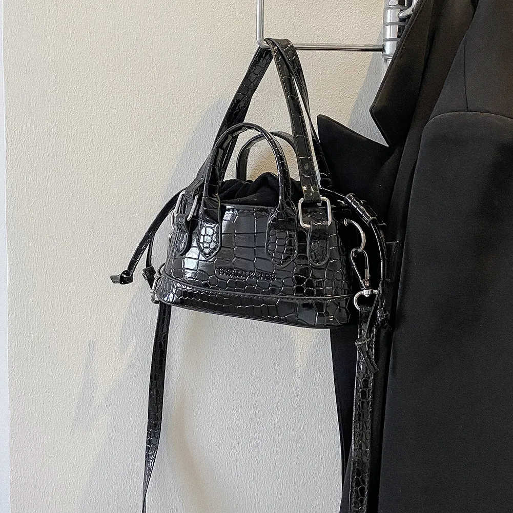 Women Messenger Solid Color Crocodile Pattern Crossbody Drawstring Fashion Capacity Girl High-quality Large Bag_voghion.com
