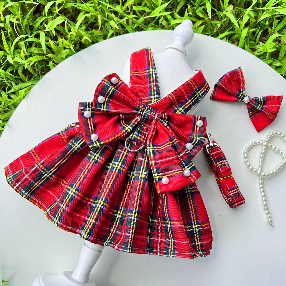 2025 New Strap Rope Supplies JK Plaid Skirt Walking Dog Cat Vest Pet Clothes With Pulg Rope_voghion.com