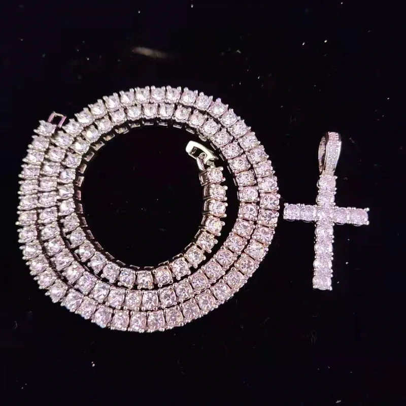 Colares com pingentes Homens Mulheres Hip Hop Cruz Colar com 4mm Zircon Tennis Chain Iced Out Bling HipHop Jóias Moda_voghion.com
