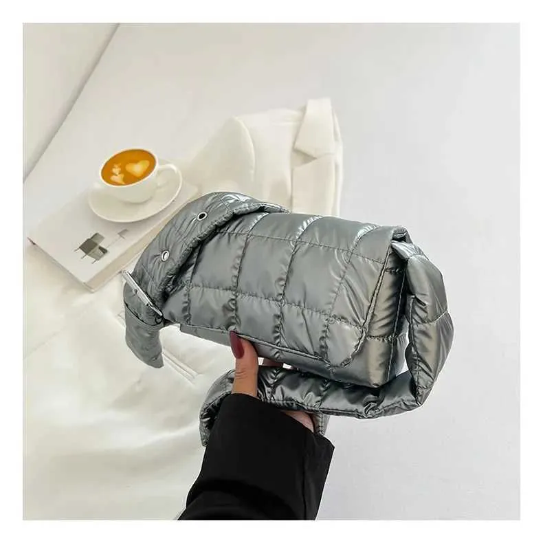 Moda trapuntata invernale leggera calda imbottita in cotone scozzese a tracolla da donna sotto le ascelle borse gonfie borse a mano C241211_voghion.com