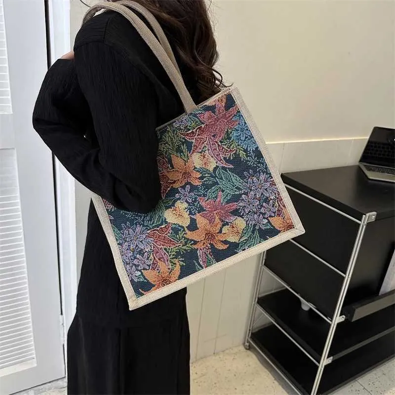 Designer Tote Handbag Large Capacity Jacquard Canvas Shopper Bag_voghion.com