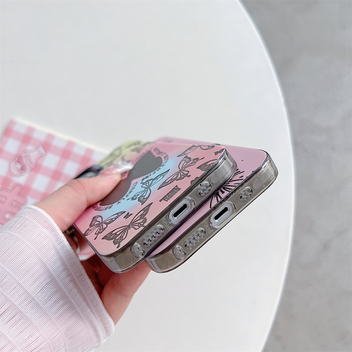 Un bracelet de montre compatible pour iPhone 15 14 13 12 11 PRO MAX XR XS X 8 7 PLUS SE 2020 Clear Laser papillon esthétique Radium_voghion.com